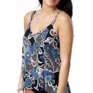 $79 Retail Women's 20W Tankini Top